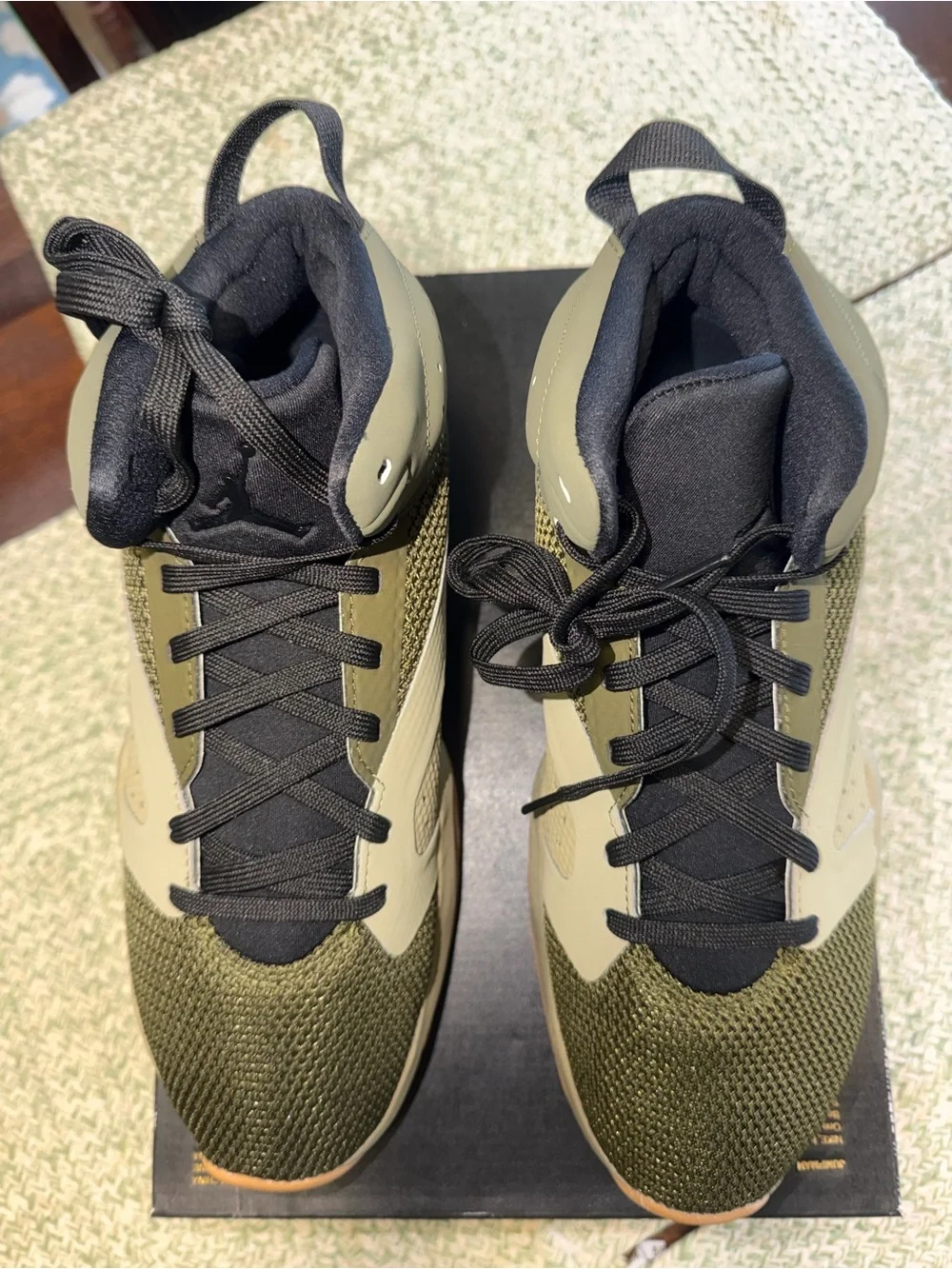 Jordan Men’s Lift Off Sneakers size 10.5 new/box without lid!!